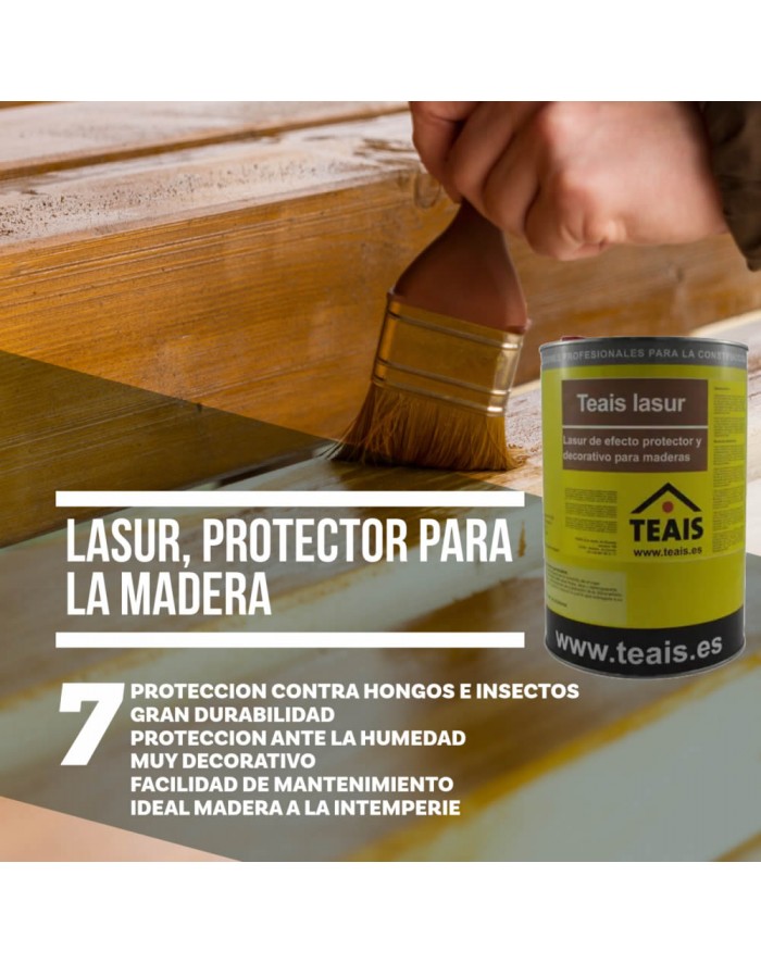 Aplicando Lasur protector madera de teais